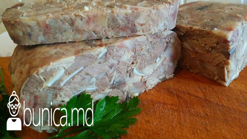 Tobă din cap de porc și ficat de porc