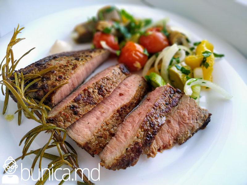 Steak de vită la tigaie