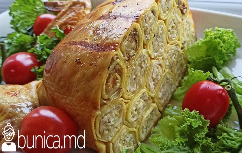 Găină umplută cu clătite